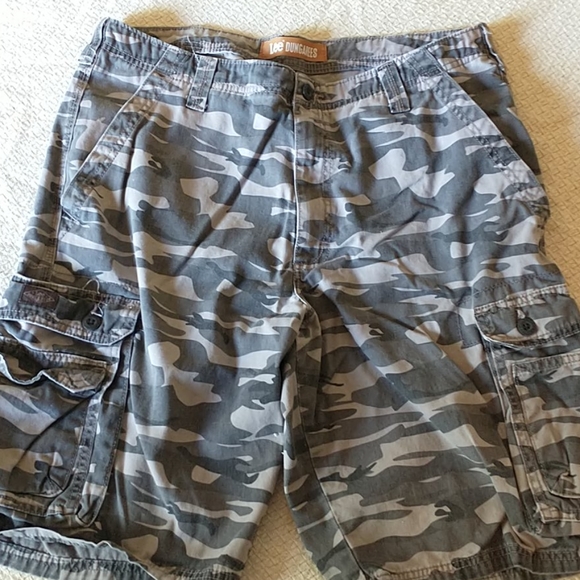Lee Dungarees Mens Camo Cargo Shorts 